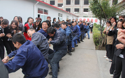 山东中煤工矿金秋十月体育活动比赛－－拔河比赛