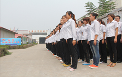 山东中煤工矿集团开展军训活动锤炼员工综合素质