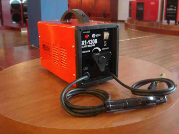 交流电焊机 交流电焊机