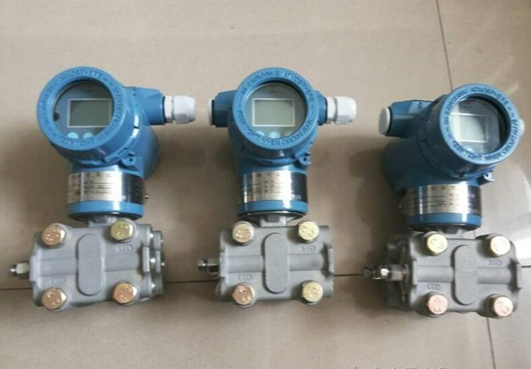 3351DP型差压变送器