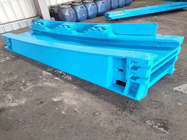 刮板输送机过渡槽