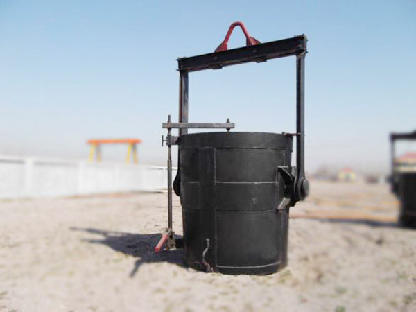 滑动水口式钢水包