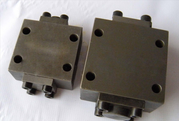 液控交替单向阀 液控交替单向阀