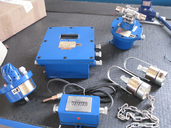 矿用自动洒水降尘装置