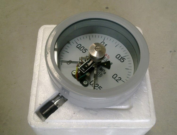 矿用防爆电接点压力表