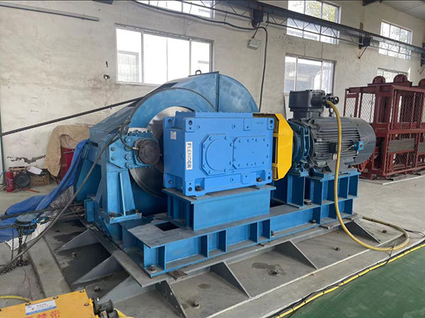 无极绳连续牵引车