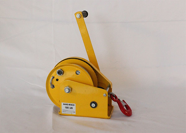 自动锁式手动绞盘