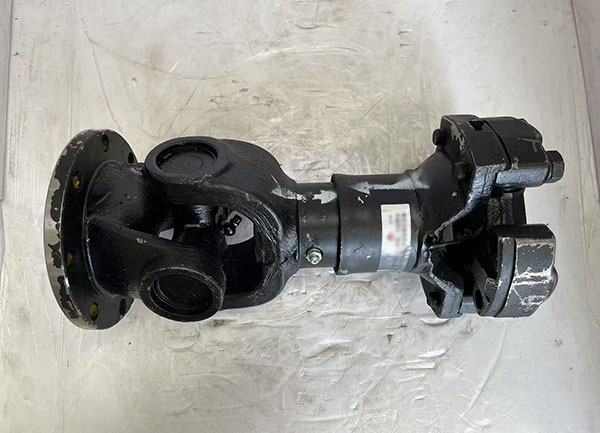 5吨装载机后驱动桥传动轴