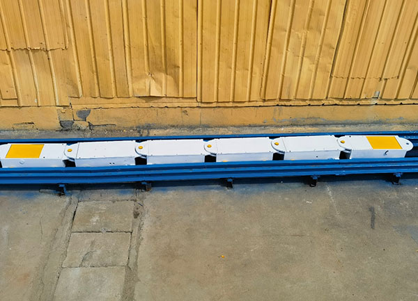 矿用推车机器人