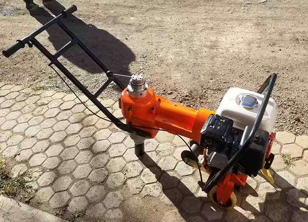 NLB-360型内燃螺栓扳手