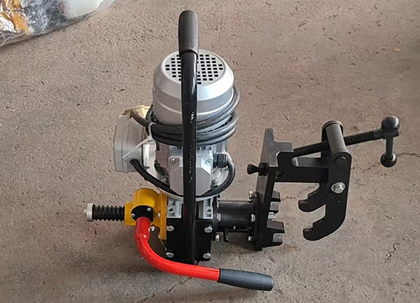 ZG-31II型电动钢轨钻孔机