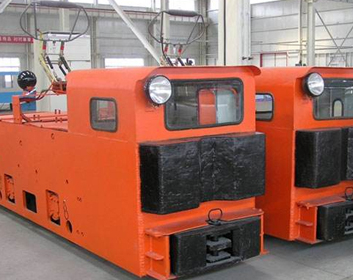 12吨蓄电池电机车