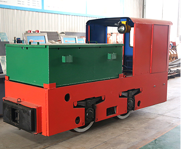 12吨蓄电池电机车