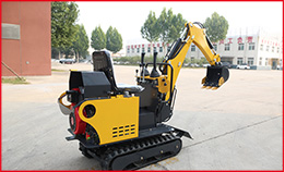 08小型挖掘机