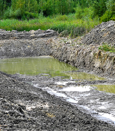 25小型挖掘机河道河沟清淤工程