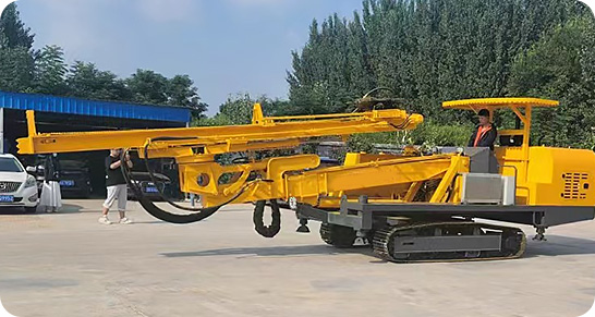 凿岩台车钻孔效率快