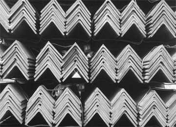 锰角—底合金角钢