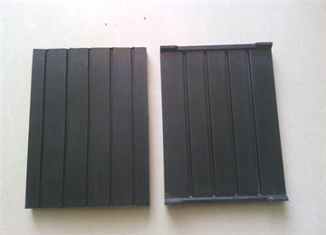 复合橡胶垫板