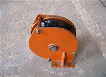 耙斗装岩机导向轮