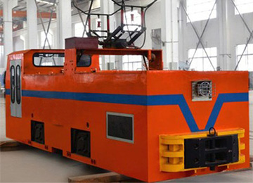 3吨架线式电机车