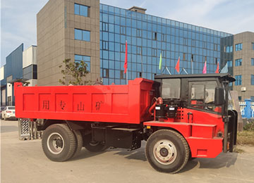 UQ-15T矿用四不像