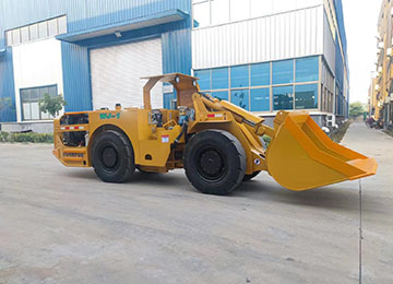 WJD-1C侧卸铲运机