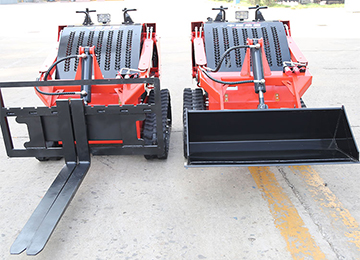 多功能迷你滑移小铲车