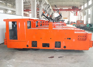 6吨架线式电机车