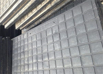 橡胶嵌丝道口板