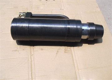 YCD-180张拉千斤顶