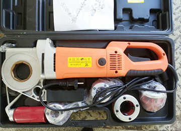 SQ-1手持式电动套丝机