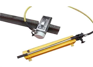 YQA型钢轨开孔器