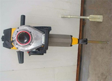 SND-23型手提式内燃冲击捣固镐