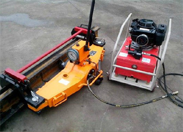 YZG-800液压直轨器