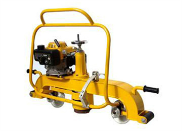 内燃道岔磨轨机