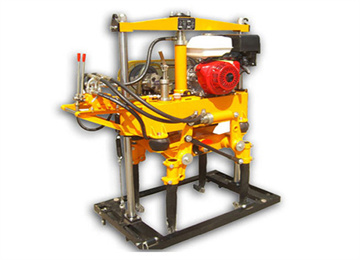 YCD-4型液压道岔捣固机