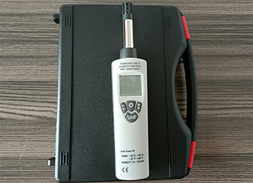 本质安全型温湿度检测仪