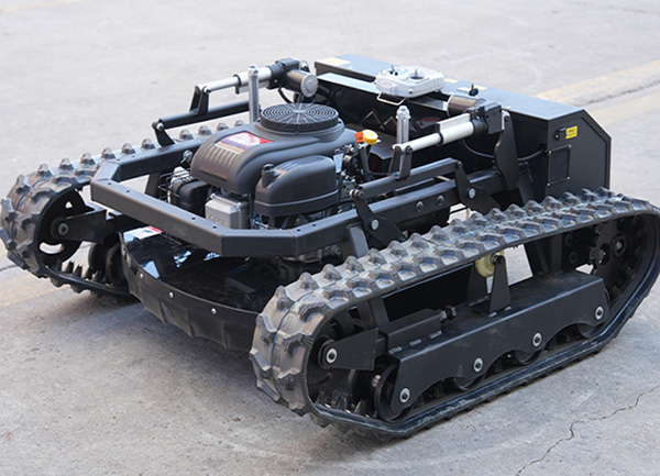 坦克履带式遥控割草机