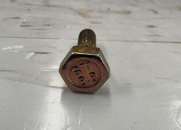 装载机刹车钳空心螺丝