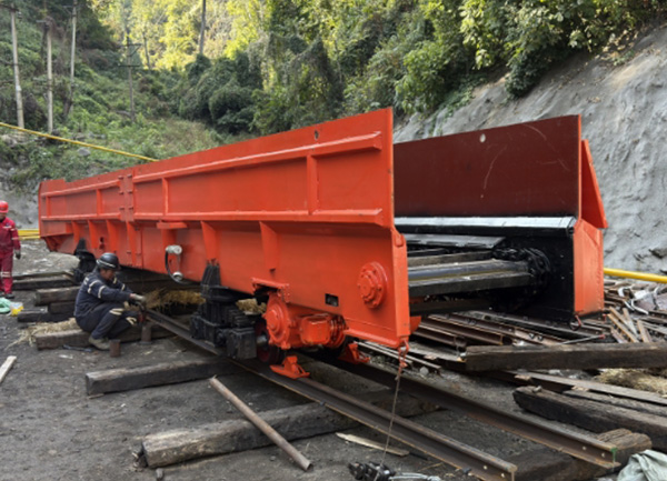 SD系列搭接型梭式矿车