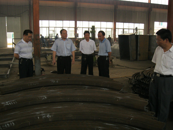 /郓城煤矿领导来中煤工矿集团参观指导/