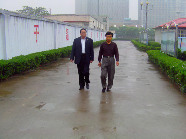 济宁国资委有关领导来我集团参观指导