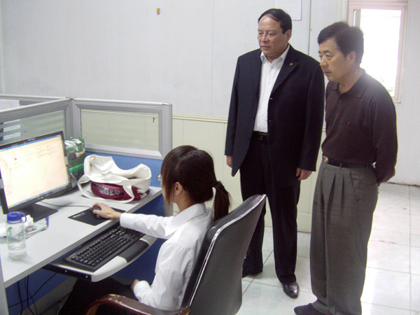 济宁国资委有关领导来我集团参观指导