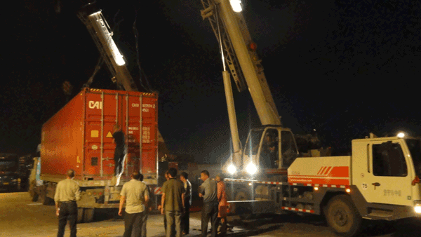 /山东中煤工矿集团翻斗车等产品起运非洲/