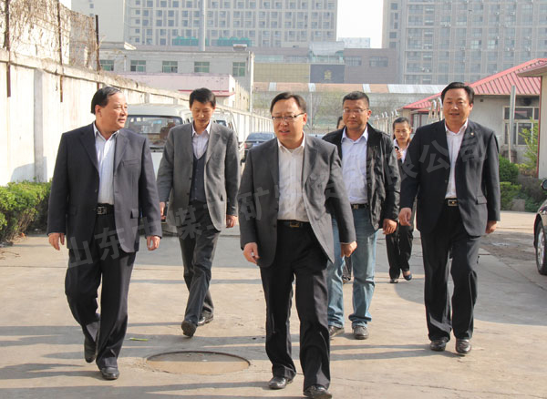 /济宁市经济开发区领导莅临山东中煤工矿集团考察洽谈产业园项目/