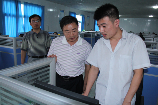 /济宁学院领导莅临山东中煤工矿集团考察/