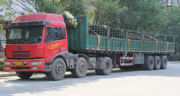 /刚果某大型矿山企业客户代表莅临山东中煤考察采购/