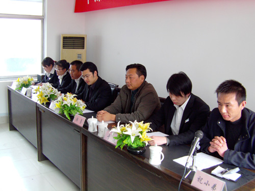 /2月24日，山东中煤中贸公司隆重的召开了全体誓师会议！/