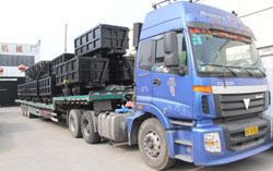 山东中煤工矿集团矿车发往甘肃