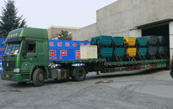 山东中煤工矿集团一批矿用设备发往玻利维亚